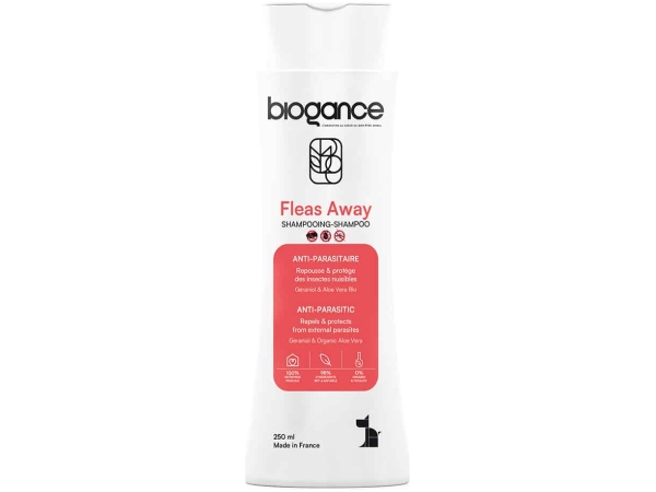 Biogance Dog Fleas Away dog shampoo